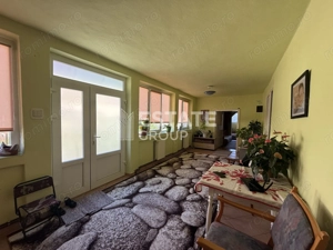 Casa Sandrei , teren 1414 mp, strada asfaltata - imagine 4