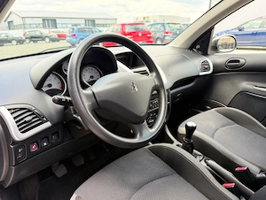 Peugeot 206+ 75 Urban Move - imagine 9