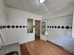 Apartament 2 camere-etaj 1   Zona Eminescu (Profi) - imagine 6