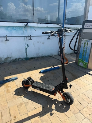 Trotineta electrica Kukirin G2 2025