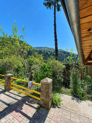  Casă de munte P+2 în Tarcău, 8 dormitoare cu baie proprie, teren 2300 mp   potrivită pentru familie - imagine 29