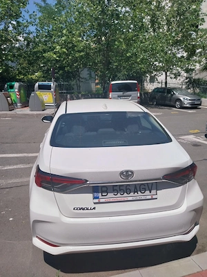  Vand Toyota corolla 2022 - imagine 3