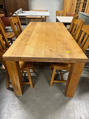 Masa mare stejar masiv, pretabila 8 persoane, foarte solida si grea  90kg, calitate top Olanda