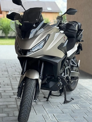 Honda NT1100 DCT 2025, 5500km, Accesorii Multiple