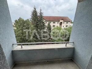 Apartament cu 2 camere in zona Centru mobilat si utilat in bloc nou - imagine 6