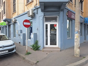 Spatiu comercial de inchiriat la Potcoava de Aur - imagine 3