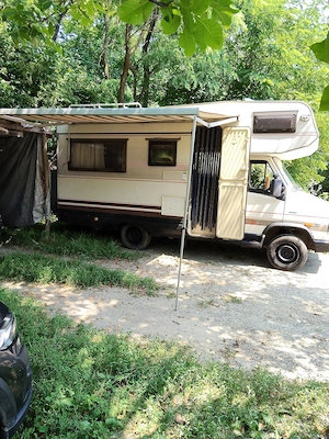 Vând autorulotă Fiat Ducato,an 1993,motor 1.9 turbo diesel , înmatriculată ,6 locuri omologate - imagine 2
