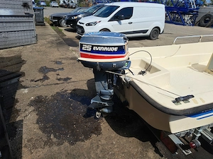Vand motor barca evinrude