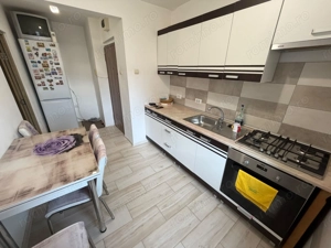 Apartament 2 camere, etaj 2 - zona Cetate - imagine 5