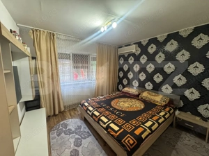 Apartament de 3 camere, decomandat, parter, zona Valea Rosie - imagine 3