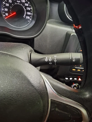 Dacia Duster 2019 1.5 dci - imagine 7