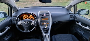 Vand Toyota Auris 2007 Dublu climatronic 161187 km - imagine 5