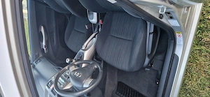 Vand Toyota Auris 2007 Dublu climatronic 161187 km - imagine 10