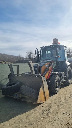 Buldoexcavator Case 580SV - 2022 - imagine 2