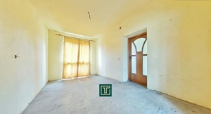 Casă de vânzare cu 4 camere în Zăbrani, teren 578 mp, front generos - imagine 2