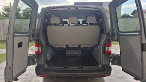 VW T5 8+1 Transporter 2.0tdi 2usi spate A C fata-spate - imagine 8