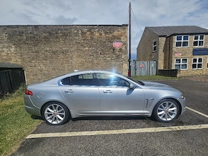 Jaguar XF Luxury 2.2 Diesel Automat - imagine 7