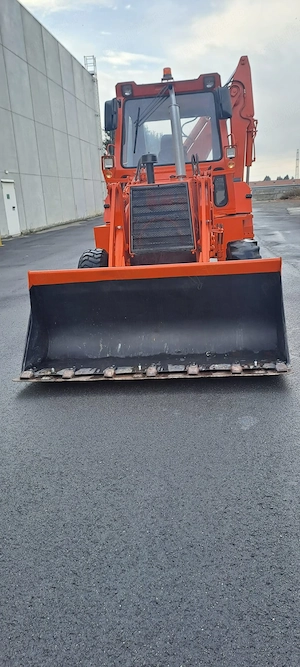 Vind buld excavator marca FAI  - imagine 2