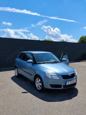 Vând Skoda Fabia 2 
