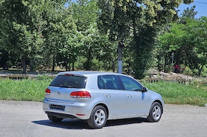 VW Golf 6 1.4MPI Navigatie Clima ÎncălzireScaune Pilot CamerăMarșarier Bluethoot Euro5  - imagine 2
