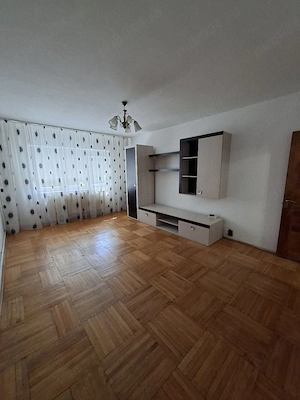 Proprietar vand ap. 2 camere decomandat,zona comisariat - imagine 6