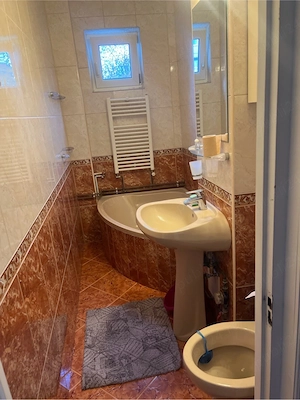 inchiriez apartament cu 3 camere  - imagine 5