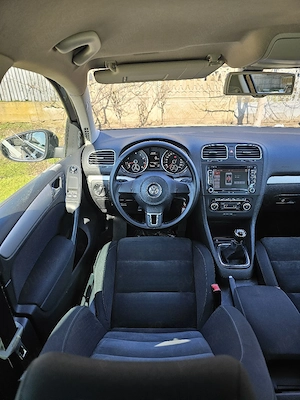 VW Golf 6 1.4TSI HIGHLINE NaviTouch ÎncălzireScaune DubluClima SenzoriParcare Bluetooth Euro5  - imagine 12