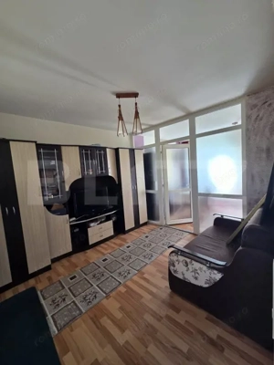 Apartament decomandat cu terasă și parcare, 2 camere, zona de case, Florilor!
