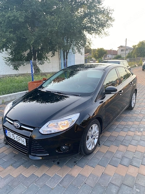 Ford focus mk3 berlina - imagine 3