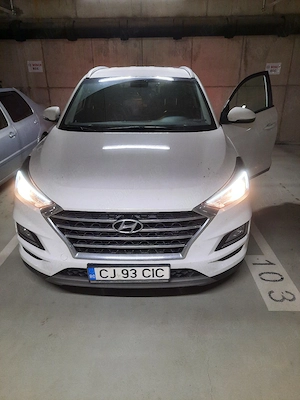 vand hyundai tucson
