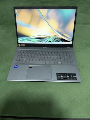 Acer Aspire 5 cu Windows 11 Home | i7 | 32GB RAM | 1TB SSD | 4 Ani Garanție