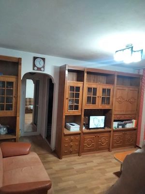 Proprietar vând apartament 2 camere, etaj 2 4, Strada Uioara, parcare - imagine 3