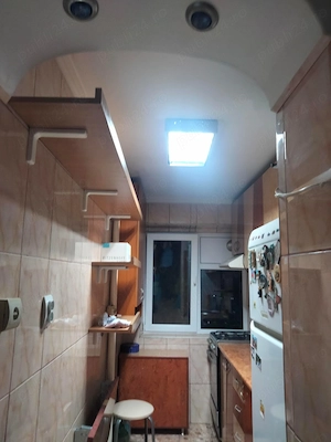 Proprietar vând apartament 2 camere, etaj 2 4, Strada Uioara, parcare - imagine 8
