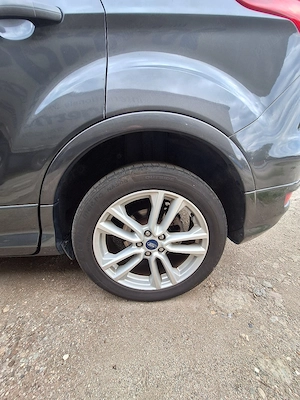 Ford Kuga 2.0 4x4 - imagine 7