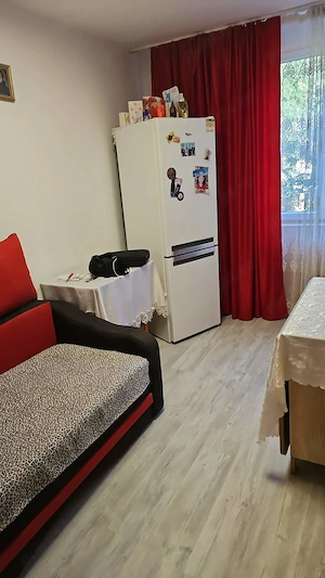 Vând garsonieră conf 3  etj 3 acte la zi proprietar  mai multe detalii la nr afișat whatsapp - imagine 4