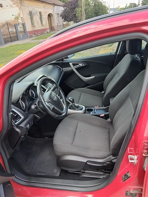 Opel astra j an 2011 benzina 1.6 klimatronic adusă recent germania  - imagine 9