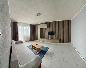 Apartament cu 3 camere, 60 mp, zona Republicii  - imagine 2