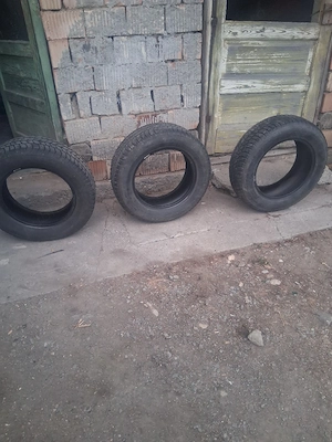 vand anvelope in stare foarte buna 195/65 r15 - imagine 3