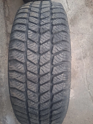 vand anvelope in stare foarte buna 195/65 r15 - imagine 2
