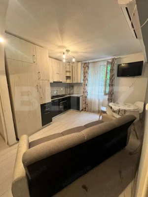 Apartament cu 2 camere de închiriat, 52 mp, zona Complex - Stadion - imagine 2