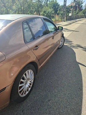 Se vinde la pachet 2 mașini sau separat - imagine 5