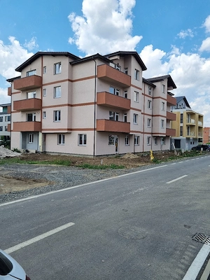 Proprietar, vand ap Giroc, langa Profi, 2 3 camere, supr. utila 59 mp