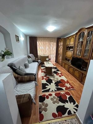 Închiriez apartament cu 2 camere str. CLOȘCA - CETATE - imagine 3
