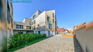 Apartament  de vanzare, 2 camere, parter cu gradina, predare finisat