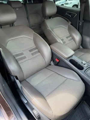 Mercedes-benz Clasa GLA - imagine 12