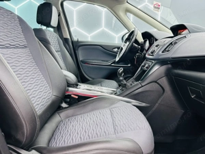 Opel Zafira - imagine 17