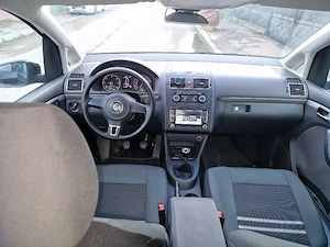 VW Touran 1.6 tdi , 2010 , euro5 , Climă , Navigatie , Pilot   BlueMotion tehnologi  - imagine 3