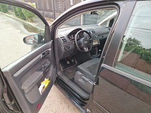 VW Touran 1.6 tdi , 2010 , euro5 , Climă , Navigatie , Pilot   BlueMotion tehnologi  - imagine 10