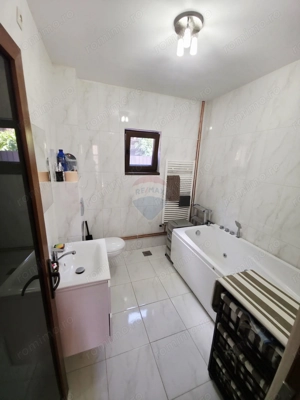 Casă de vânzare – Zonă Centrala Piatra Neamt - imagine 9