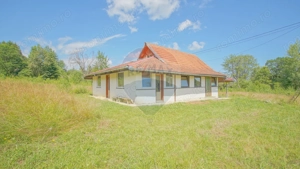 Casă de vacanță la poalele Munților Făgăraș | Teren 8.000 mp | - imagine 7